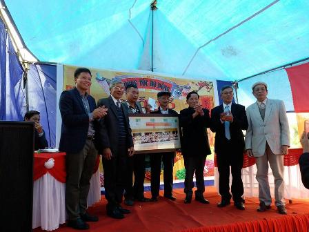 ho-dong-o-trung-tam-hop-thinh-hiep-hoa-bac-giang