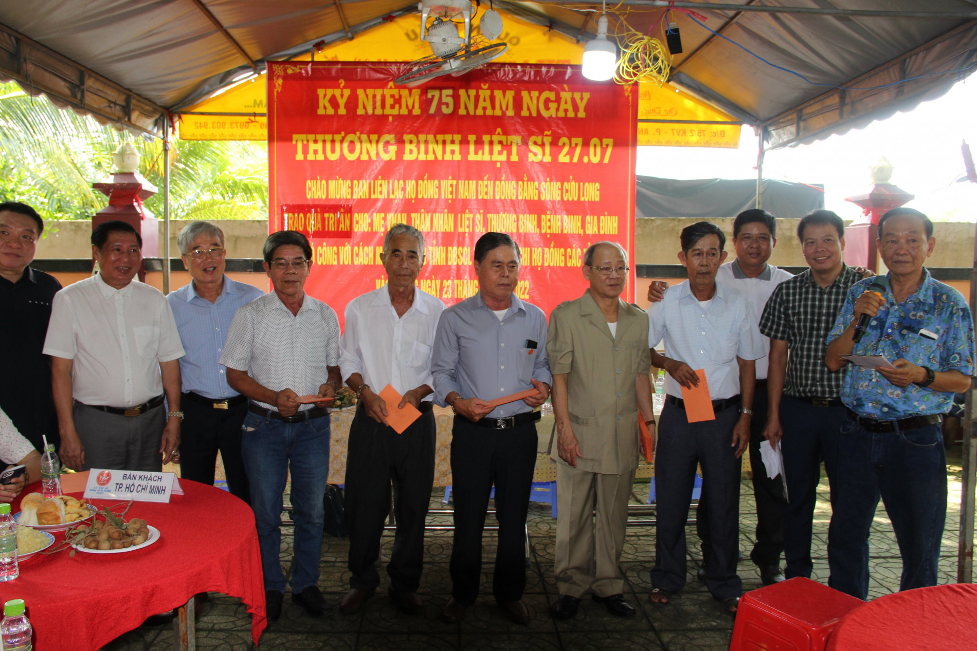 cac-nha-cach-mang-tien-boi-anh-hung-llvtnd-liet-si-me-viet-nam-anh-hung