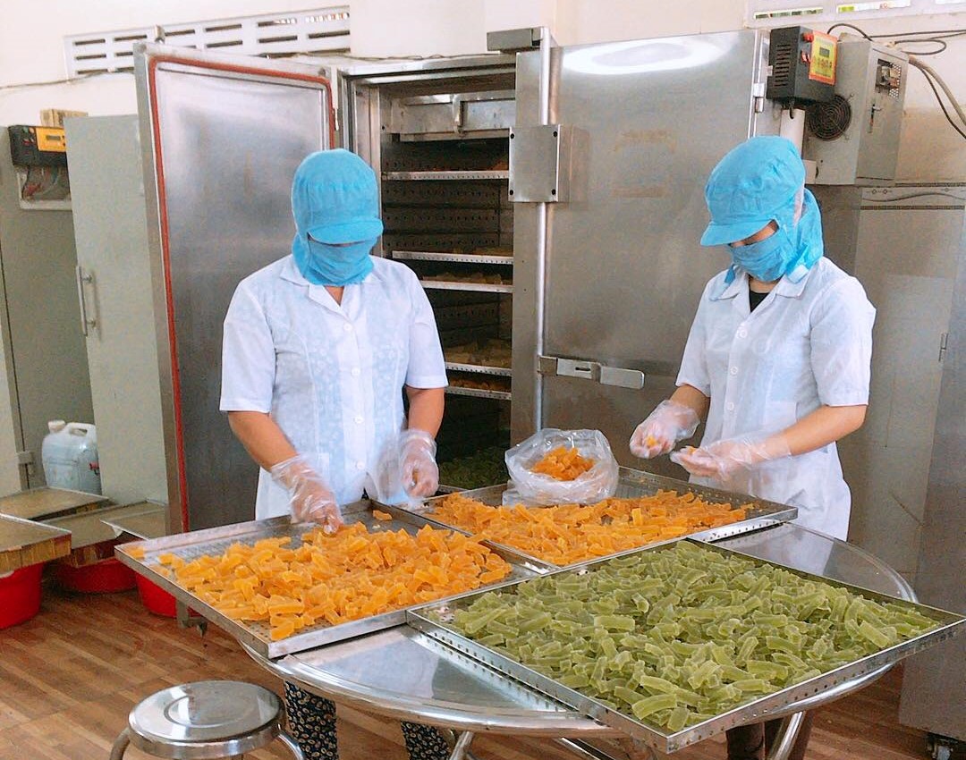 ky-su-cong-nghe-thuy-san-doanh-nhan-dong-thi-minh-thanh-ba-do-cho-nong-dan-thoat-ngheo