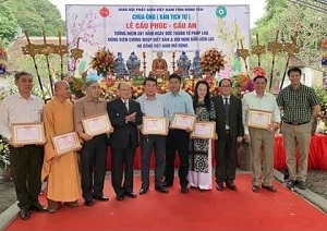 bao-cao-cua-ban-lien-lac-ho-dong-viet-nam